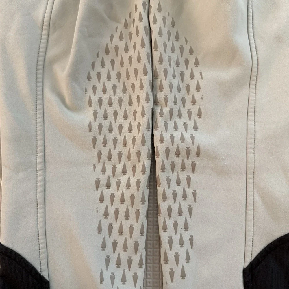 Kerrits Kids' Affinity IceFil Knee-Patch Breech Size XS Sand‎